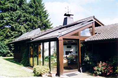 freistehendes Holzhaus bei Kall in der Eifel